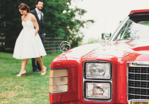 Find the perfect car to hire for bride and groom going to wedding reception